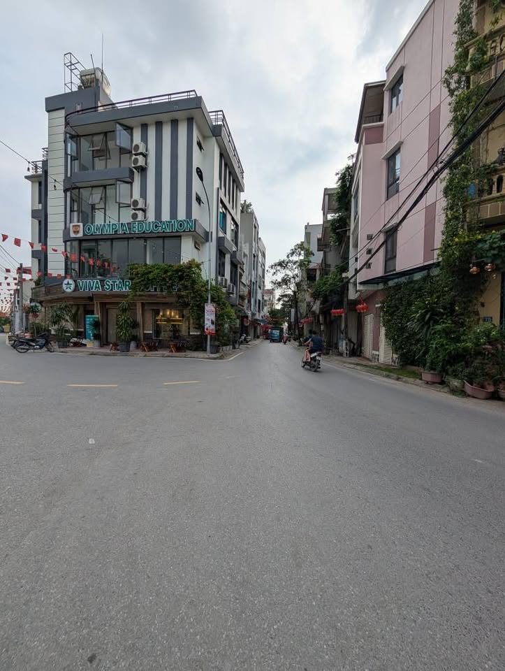 🏡 BÁN NHÀ SIÊU HOT – NGAY SÁT VINHOMES ĐAN PHƯỢNG –. 60m² - 5 TỶ - ÔTO ĐÁNH VÕNG TRƯỚC CỬA - Ảnh chính